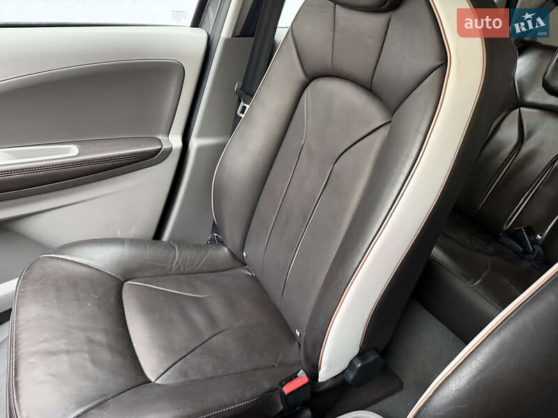 Хетчбек Renault Zoe 2016 в Луцьку