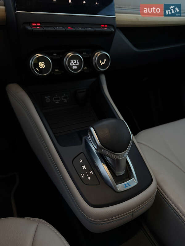 Хэтчбек Renault Zoe 2021 в Владимире