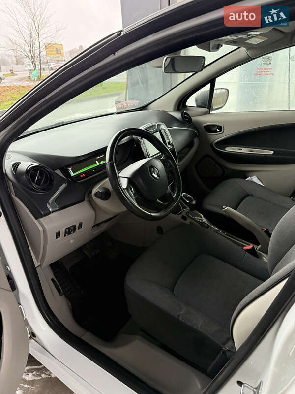 Хэтчбек Renault Zoe 2016 в Ирпене фото 15 Хэтчбек Renault Zoe 2016 в Ирпене