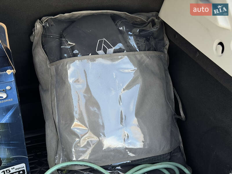 Хэтчбек Renault Zoe 2015 в Дрогобыче