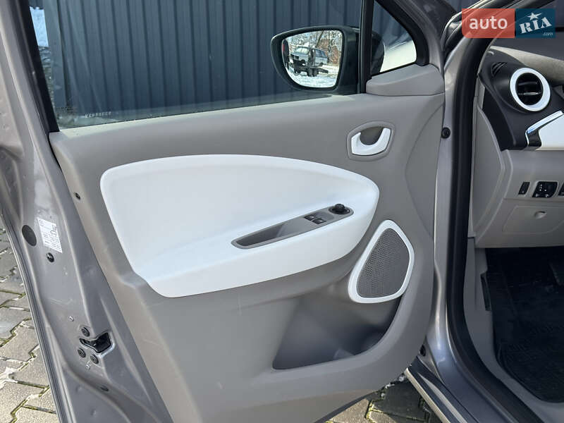 Хэтчбек Renault Zoe 2015 в Дрогобыче