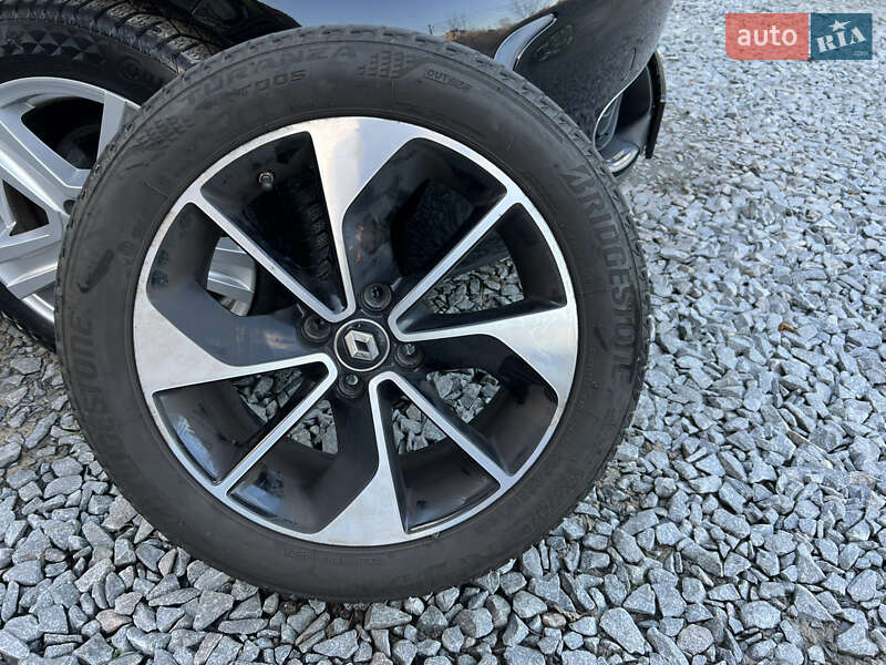 Хетчбек Renault Zoe 2017 в Рівному