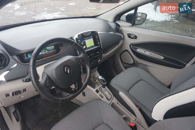 Хэтчбек Renault Zoe 2015 в Самборе