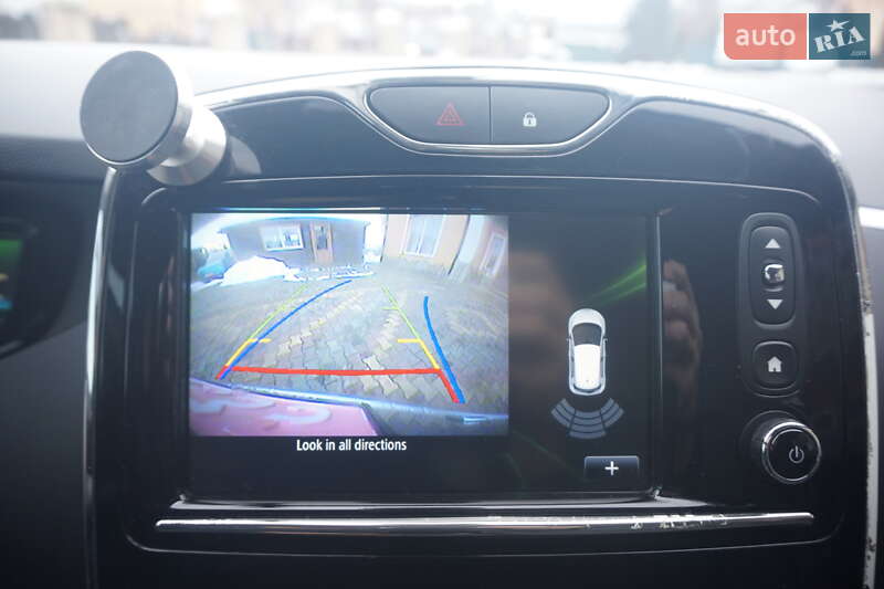 Хэтчбек Renault Zoe 2015 в Самборе