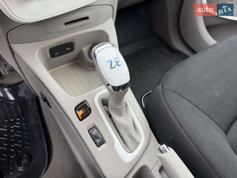 Хэтчбек Renault Zoe 2016 в Луцке фото 15 Хэтчбек Renault Zoe 2016 в Луцке