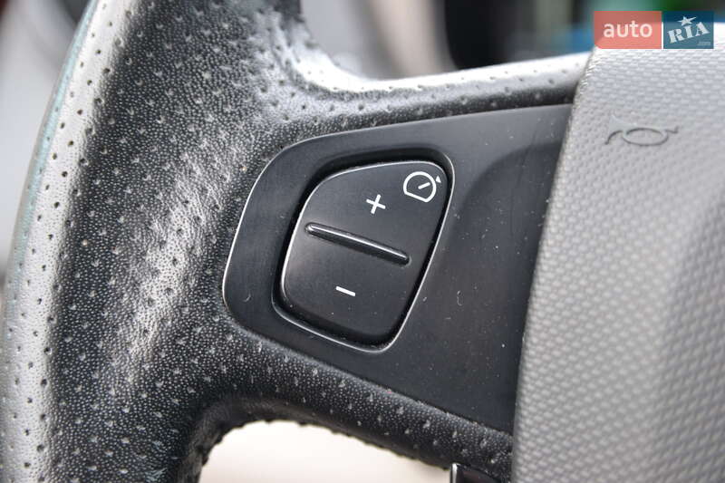 Хэтчбек Renault Zoe 2015 в Луцке фото 26 Хэтчбек Renault Zoe 2015 в Луцке