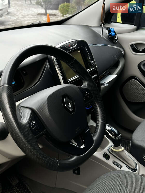 Хэтчбек Renault Zoe 2015 в Львове фото 7 Хэтчбек Renault Zoe 2015 в Львове