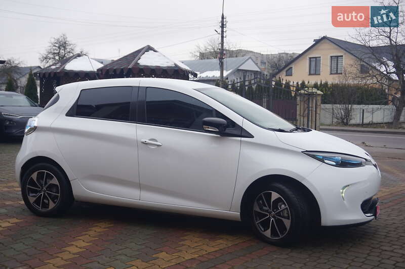 Хэтчбек Renault Zoe 2018 в Самборе