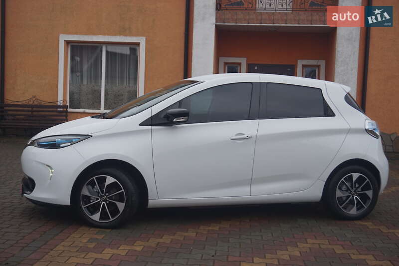 Хэтчбек Renault Zoe 2018 в Самборе