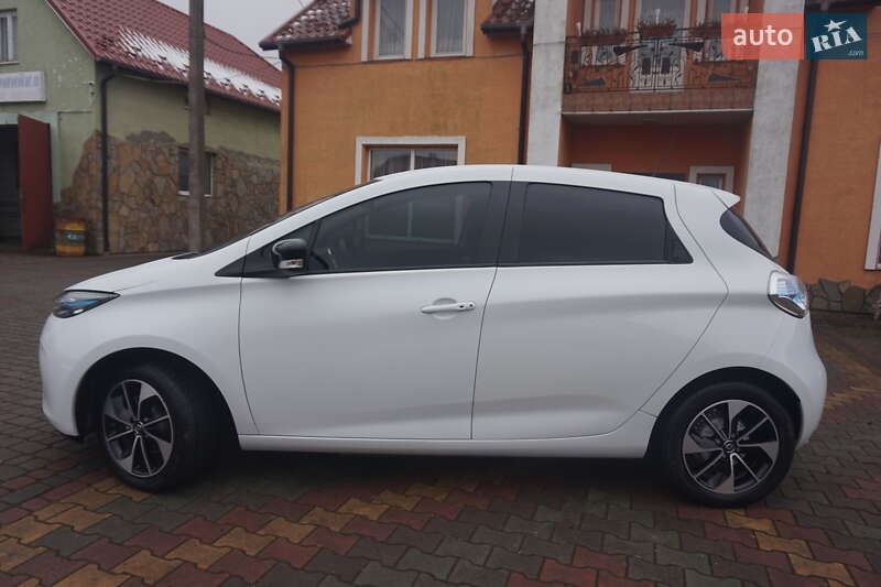 Хэтчбек Renault Zoe 2018 в Самборе