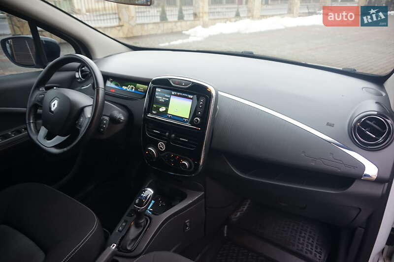 Хэтчбек Renault Zoe 2018 в Самборе