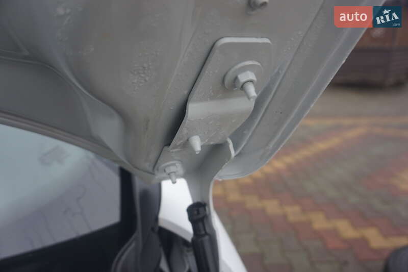 Хэтчбек Renault Zoe 2018 в Самборе