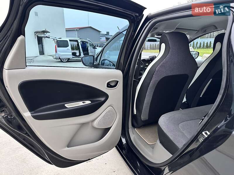 Хэтчбек Renault Zoe 2015 в Луцке