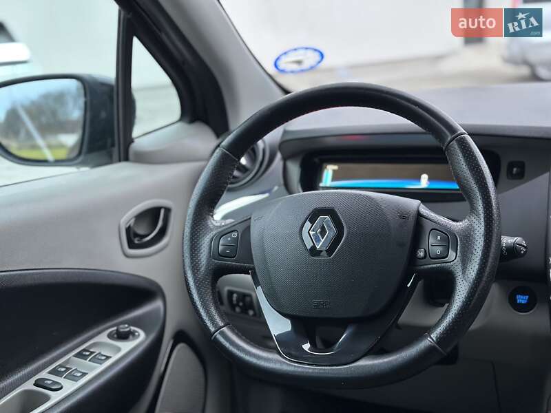 Хэтчбек Renault Zoe 2015 в Луцке