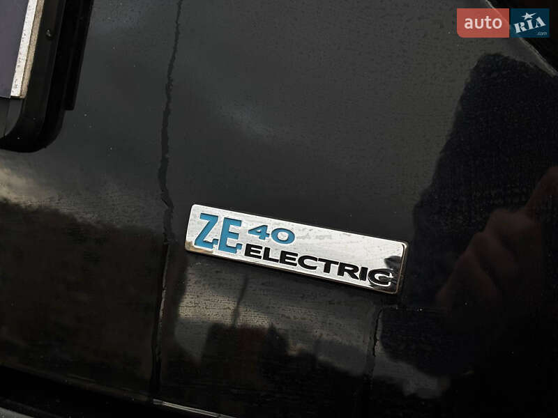 Хэтчбек Renault Zoe 2017 в Львове