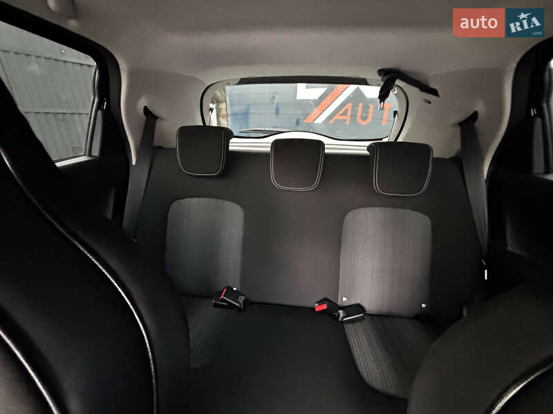 Хэтчбек Renault Zoe 2017 в Львове