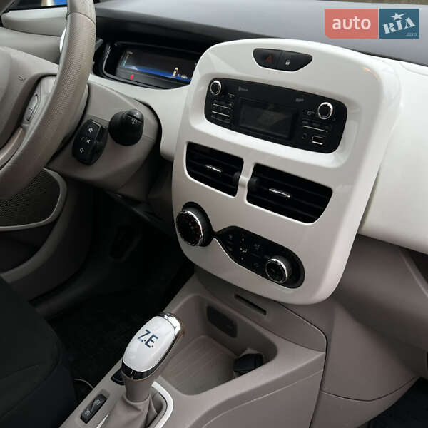 Хетчбек Renault Zoe 2019 в Ужгороді фото 12 Хетчбек Renault Zoe 2019 в Ужгороді