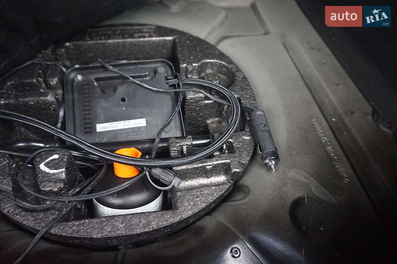 Хетчбек Renault Zoe 2015 в Самборі