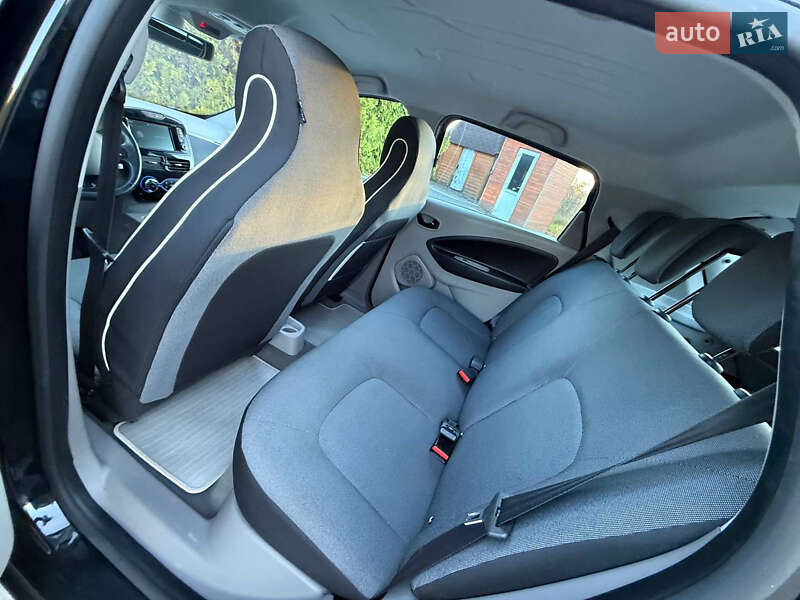 Хетчбек Renault Zoe 2014 в Стрию фото 42 Хетчбек Renault Zoe 2014 в Стрию
