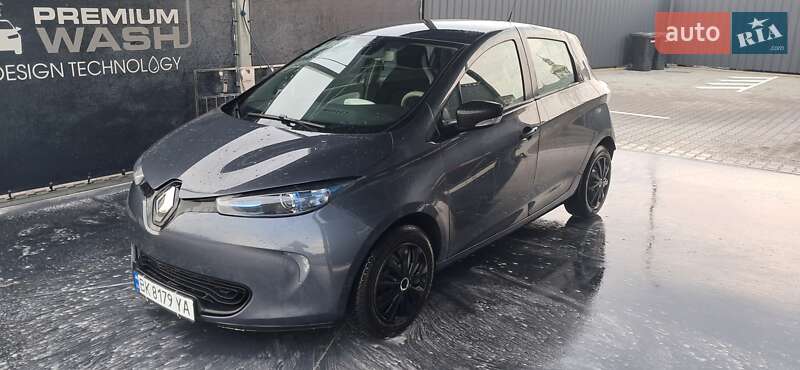 Хэтчбек Renault Zoe 2018 в Млинове