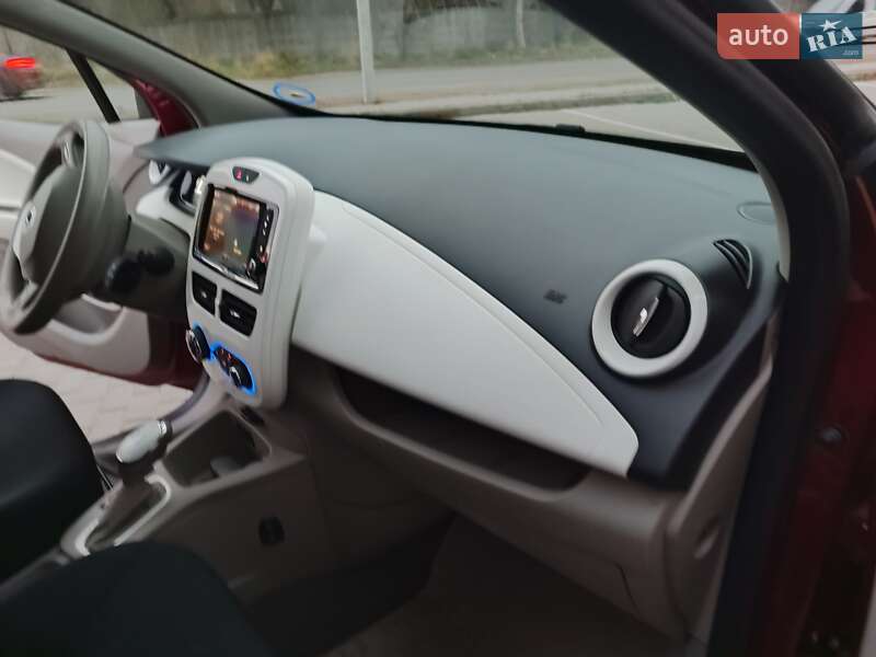 Хетчбек Renault Zoe 2017 в Львові фото 43 Хетчбек Renault Zoe 2017 в Львові