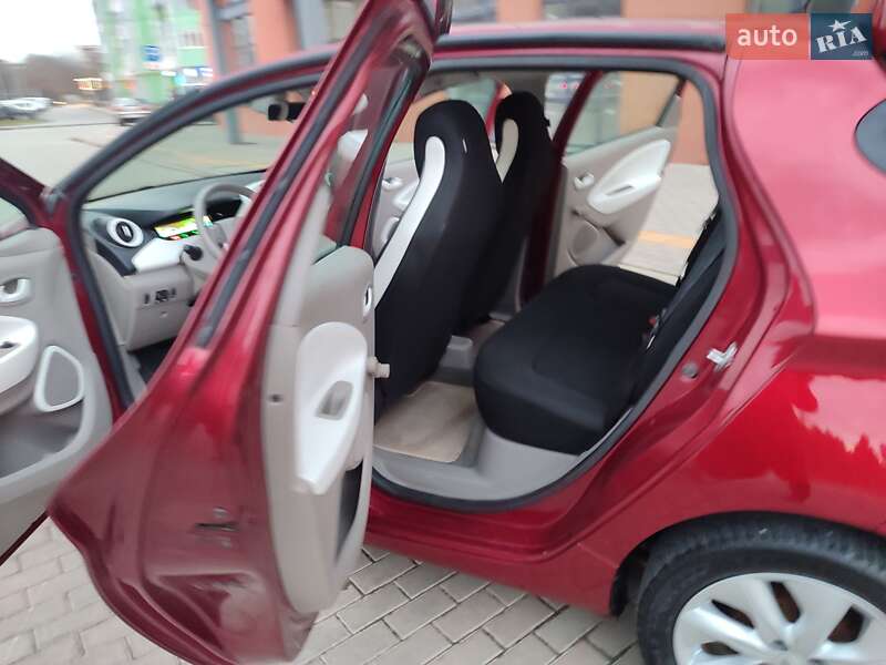 Хетчбек Renault Zoe 2017 в Львові фото 70 Хетчбек Renault Zoe 2017 в Львові