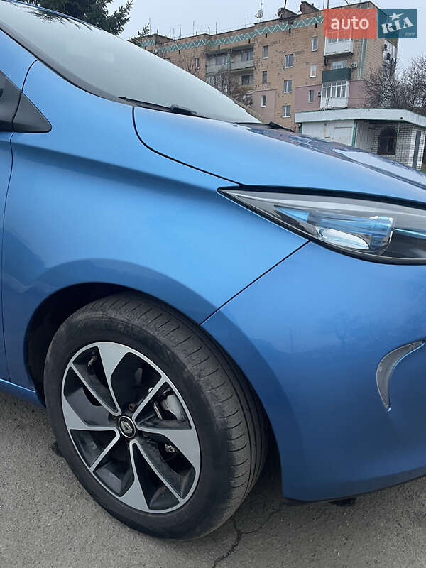 Хэтчбек Renault Zoe 2017 в Новоукраинке фото 10 Хэтчбек Renault Zoe 2017 в Новоукраинке