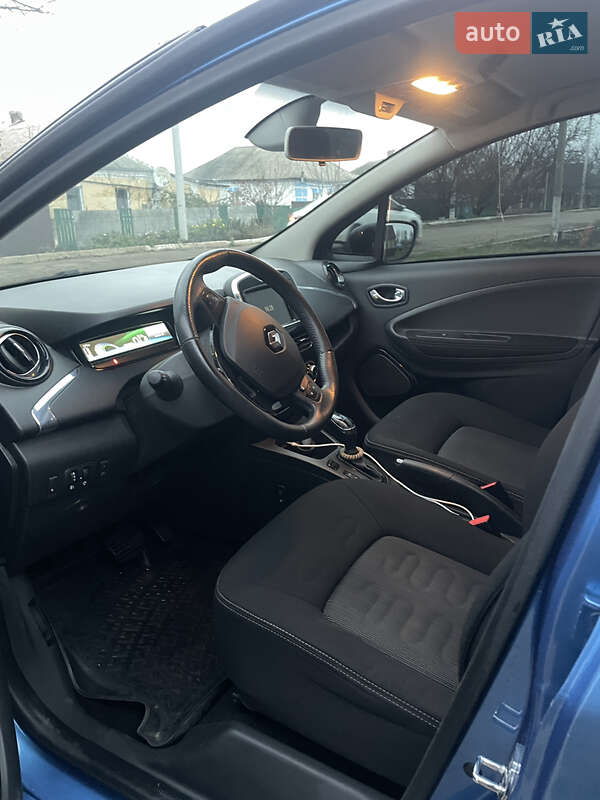 Хэтчбек Renault Zoe 2017 в Новоукраинке фото 25 Хэтчбек Renault Zoe 2017 в Новоукраинке