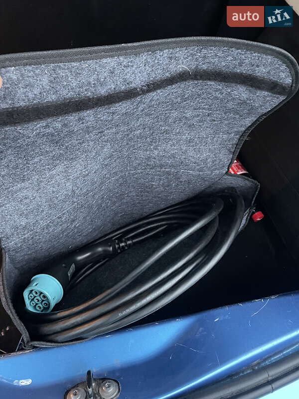 Хэтчбек Renault Zoe 2017 в Новоукраинке фото 32 Хэтчбек Renault Zoe 2017 в Новоукраинке