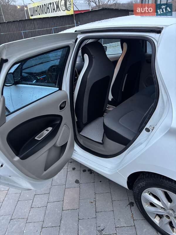 Хэтчбек Renault Zoe 2015 в Тернополе