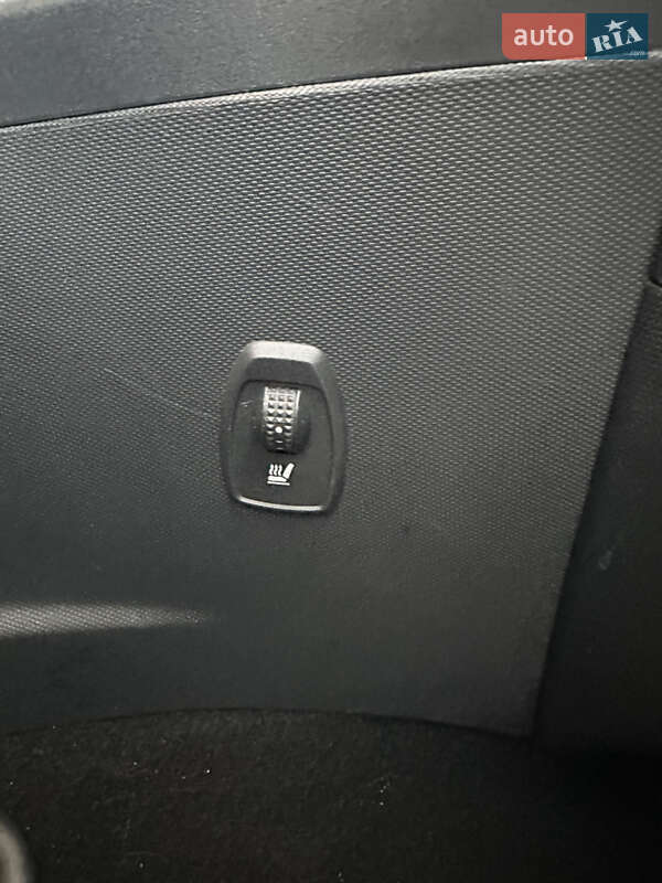 Хэтчбек Renault Zoe 2019 в Дубно фото 18 Хэтчбек Renault Zoe 2019 в Дубно