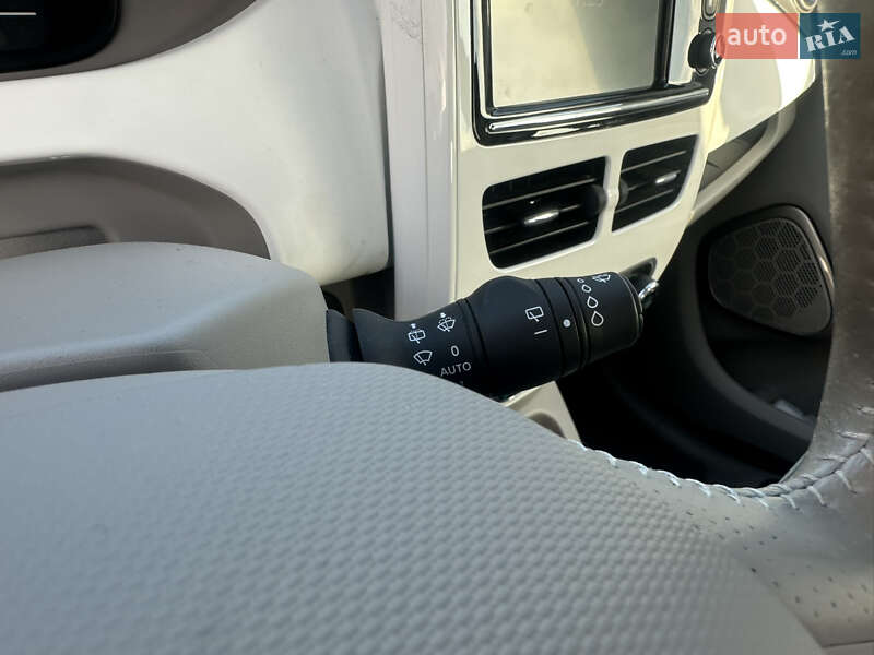 Хэтчбек Renault Zoe 2019 в Киеве фото 18 Хэтчбек Renault Zoe 2019 в Киеве