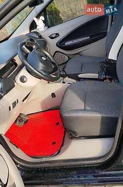 Хетчбек Renault Zoe 2015 в Самборі