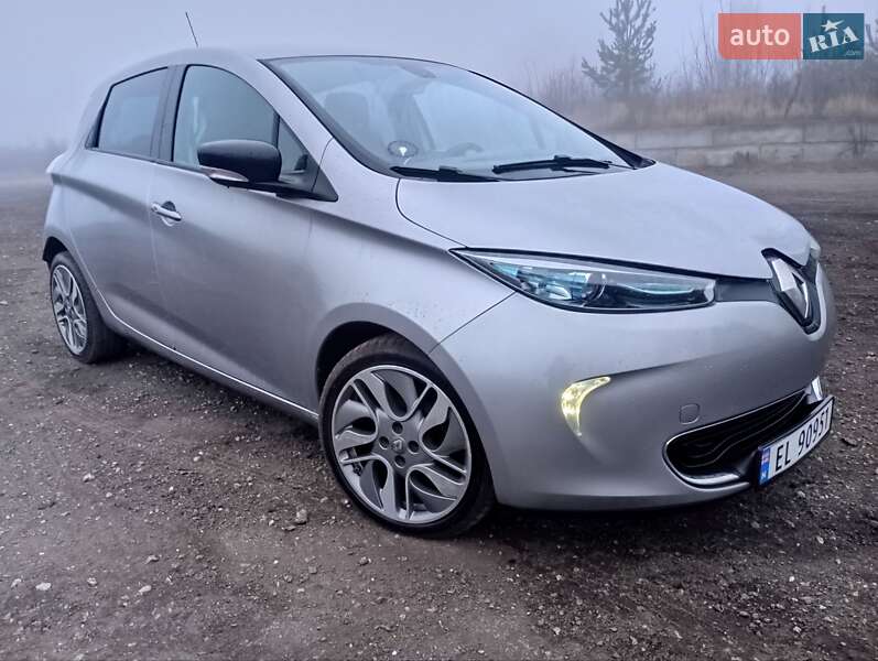 Хэтчбек Renault Zoe 2015 в Кременце фото Хэтчбек Renault Zoe 2015 в Кременце