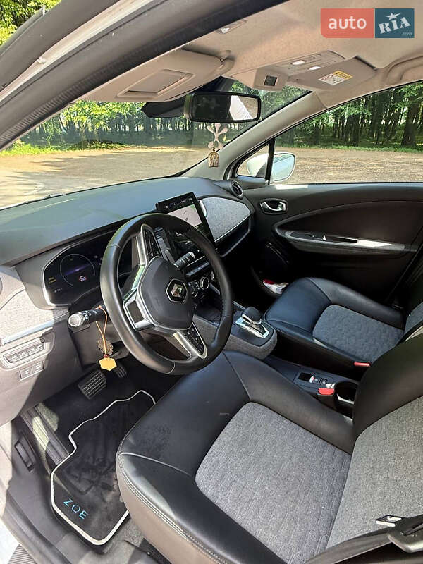 Хэтчбек Renault Zoe 2020 в Пустомытах