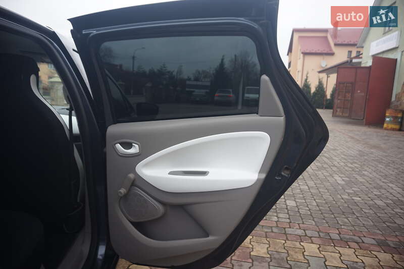 Хэтчбек Renault Zoe 2017 в Самборе фото 43 Хэтчбек Renault Zoe 2017 в Самборе