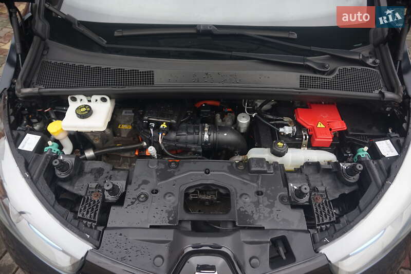 Хэтчбек Renault Zoe 2017 в Самборе фото 53 Хэтчбек Renault Zoe 2017 в Самборе