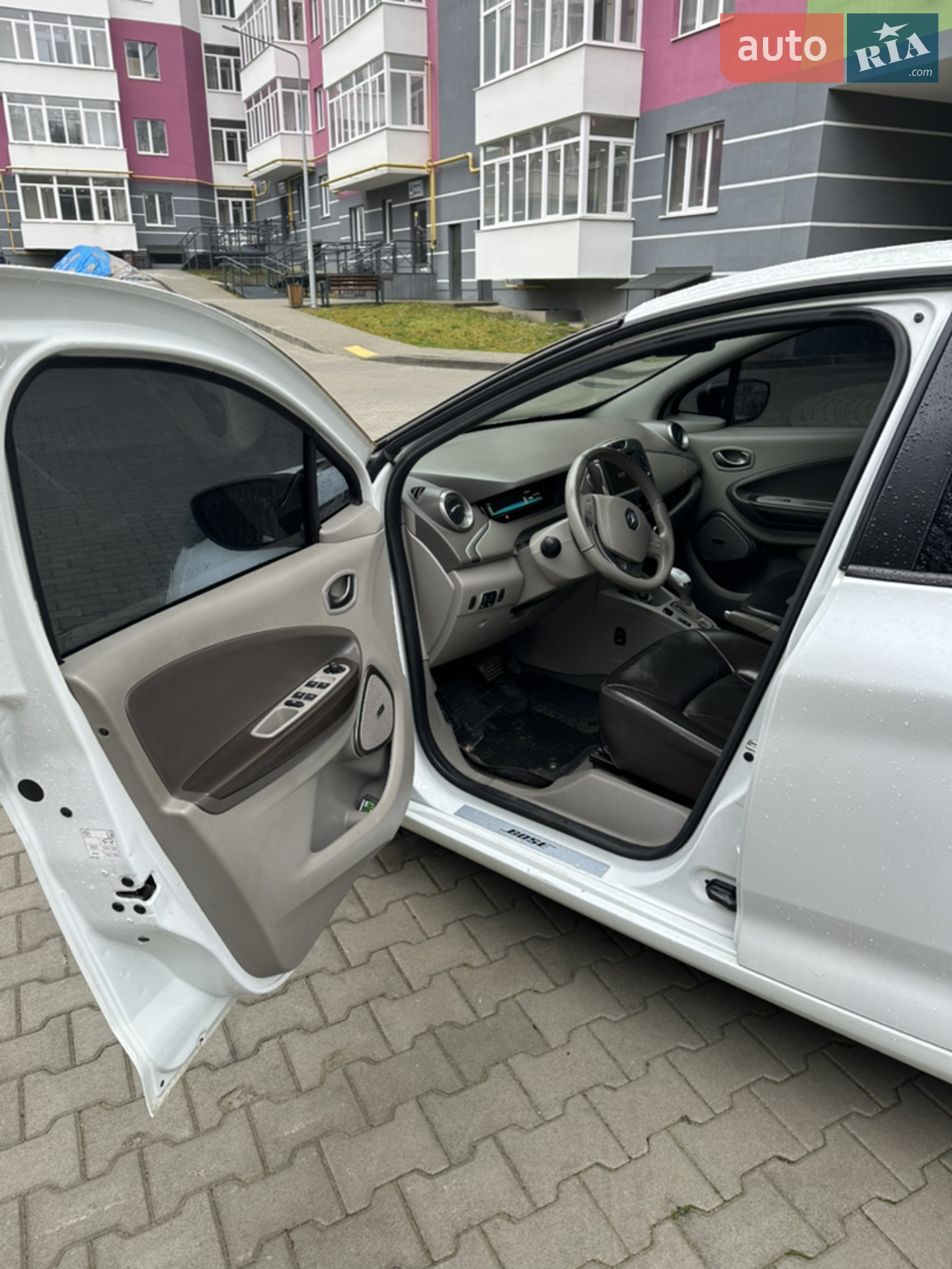 2017 Renault ZOE - мініатюра 13