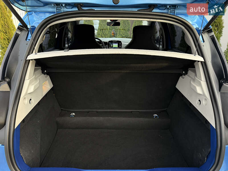 Хэтчбек Renault Zoe 2017 в Дрогобыче