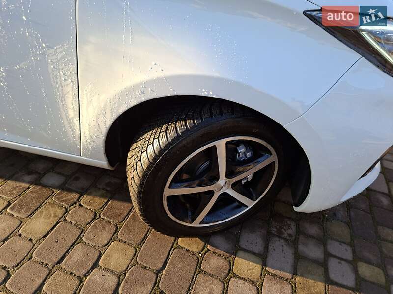 Хэтчбек Renault Zoe 2021 в Ивано-Франковске фото 3 Хэтчбек Renault Zoe 2021 в Ивано-Франковске