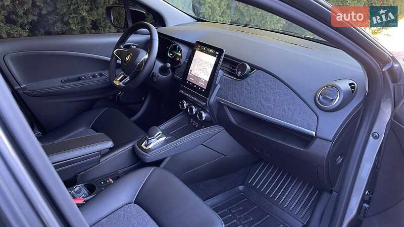 Хэтчбек Renault Zoe 2023 в Киеве фото 11 Хэтчбек Renault Zoe 2023 в Киеве