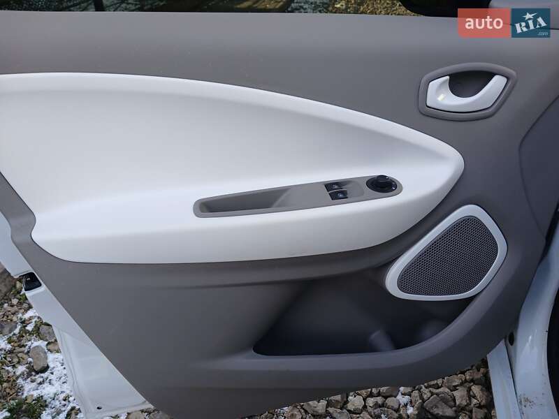 Хетчбек Renault Zoe 2018 в Ходореві