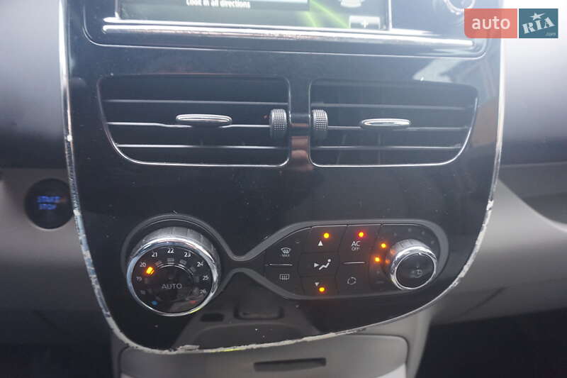 Хэтчбек Renault Zoe 2015 в Самборе фото 36 Хэтчбек Renault Zoe 2015 в Самборе