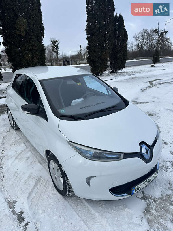 Хэтчбек Renault Zoe 2013 в Дубно
