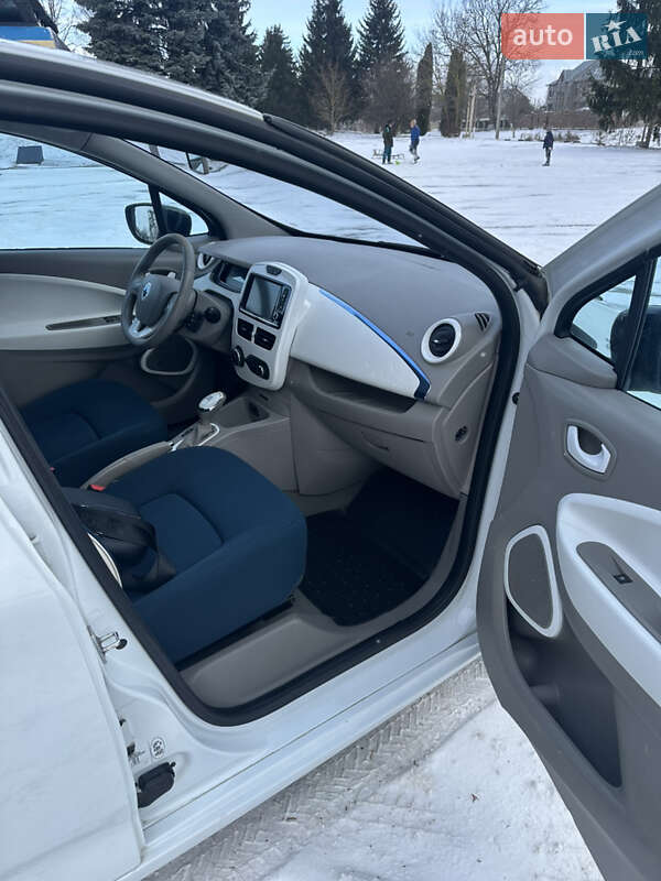 Хэтчбек Renault Zoe 2013 в Дубно