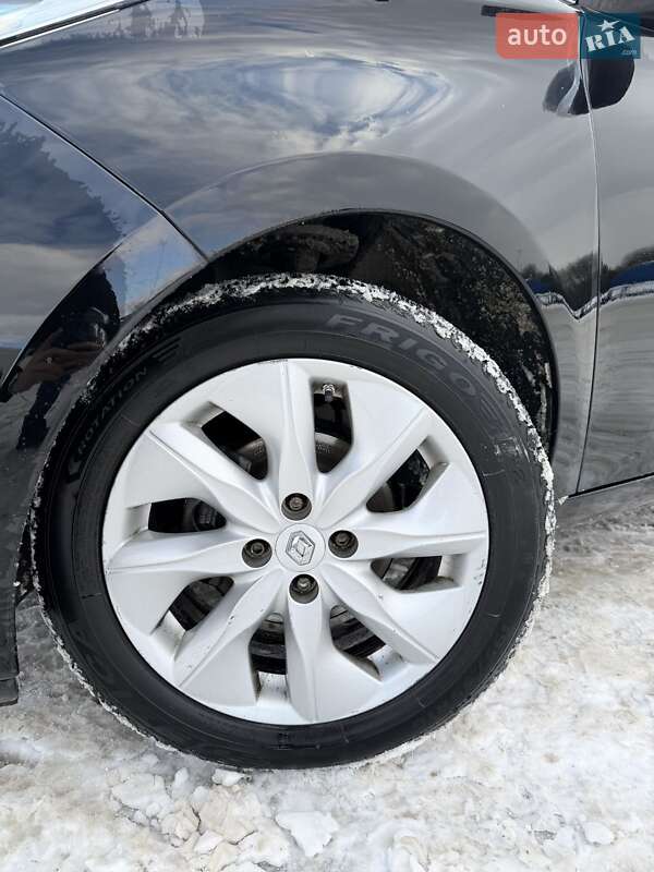 Хетчбек Renault Zoe 2015 в Львові