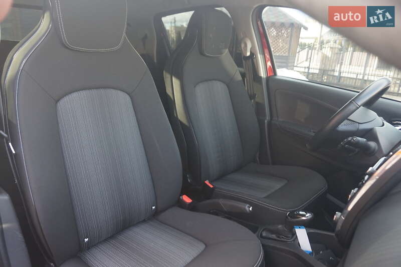 Хетчбек Renault Zoe 2018 в Самборі