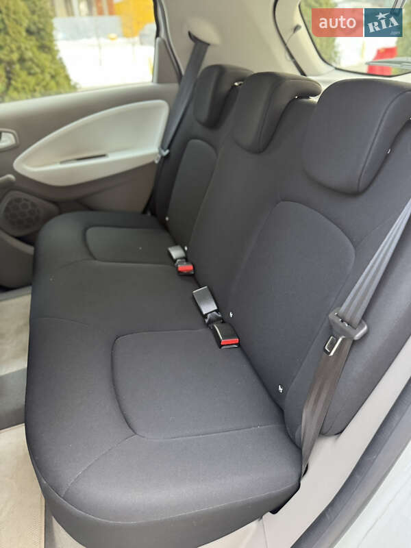 Хэтчбек Renault Zoe 2017 в Городке