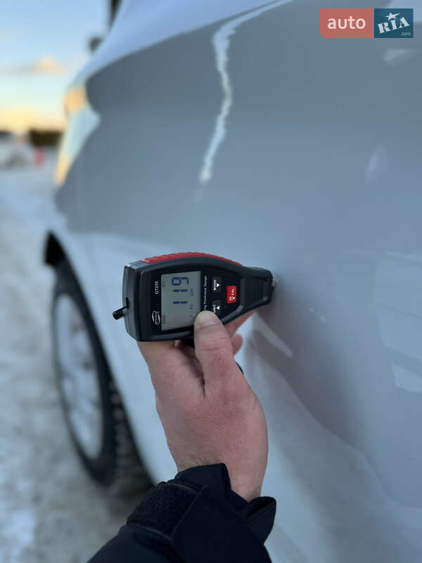 Хэтчбек Renault Zoe 2017 в Городке