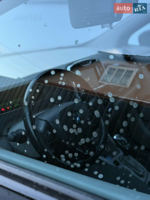 Хетчбек Renault Zoe 2014 в Дубні